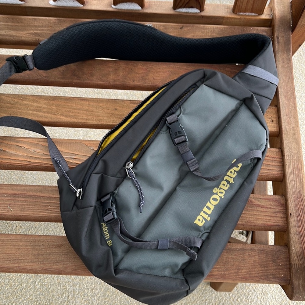 Patagonia Atom 8L Sling Bag